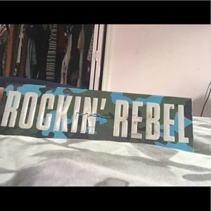 Rockin rebel Mac eyeshadow pallette